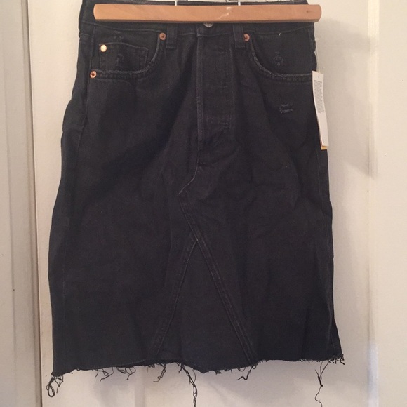 H&M Dresses & Skirts - High waist denim skirt H&M Dresses & Skirts - High waist denim skirt